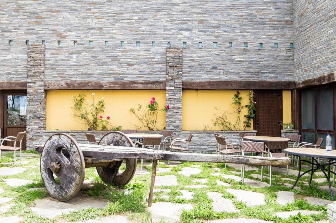 A Reboleira - Casa Nunez Hostel Fonfria Exterior photo